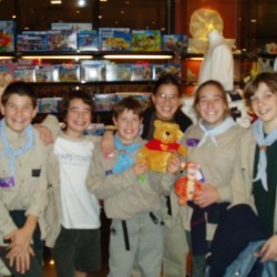 foto met w & t - Scouts en Gidsen Zaventem 